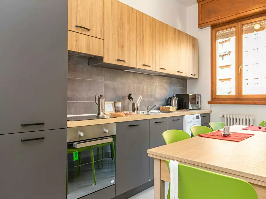 Immagine 8 di Camera in affitto  in Via Savona a Milano