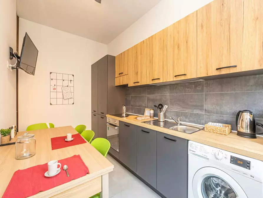 Immagine 10 di Camera in affitto  in Via Savona a Milano