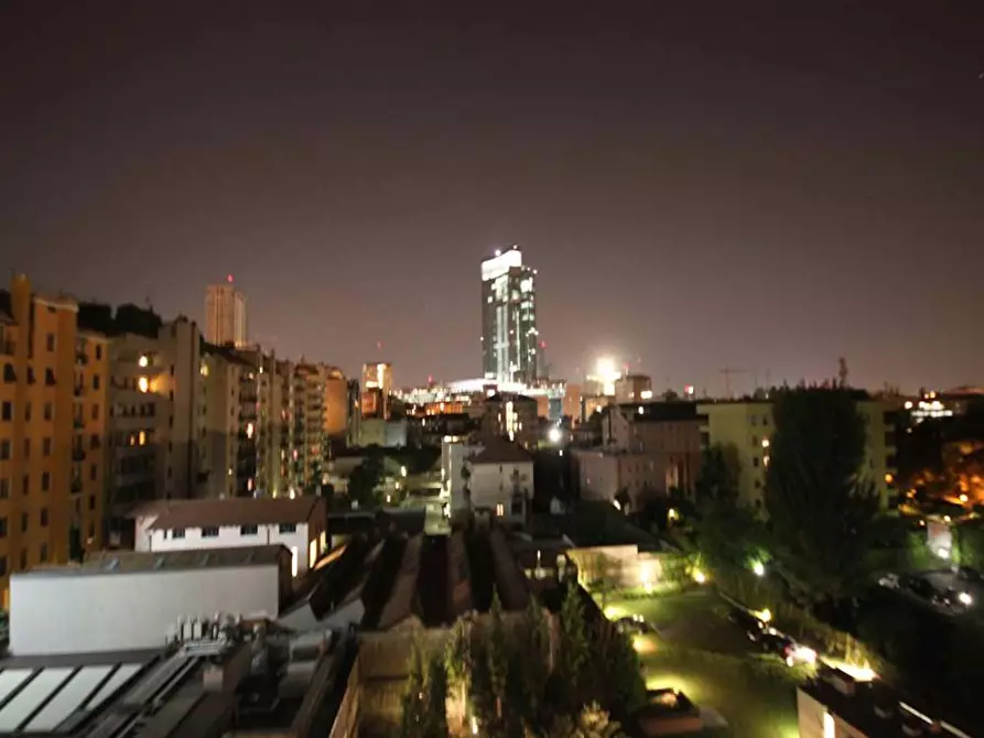 Immagine 9 di Camera in affitto  in Viale Sondrio a Milano