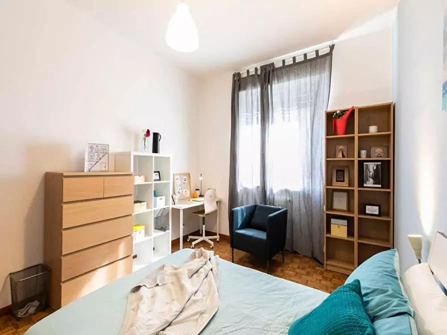 Immagine 5 di Camera in affitto  in Via Ginestre a Buccinasco