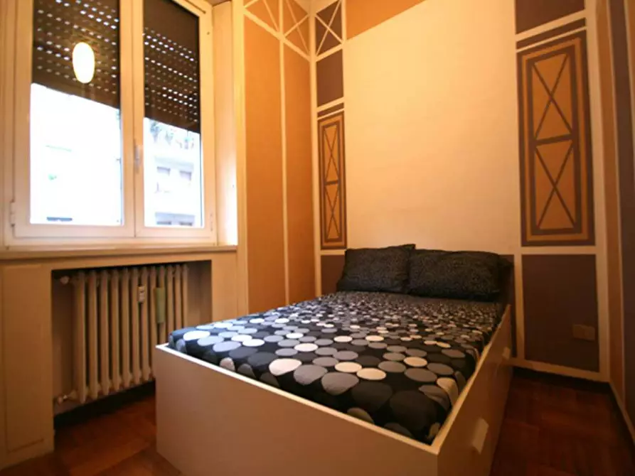Immagine 3 di Camera in affitto  in Via Giulio e Corrado Venini a Milano