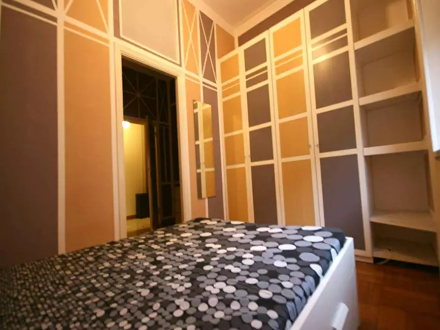 Immagine 2 di Camera in affitto  in Via Giulio e Corrado Venini a Milano