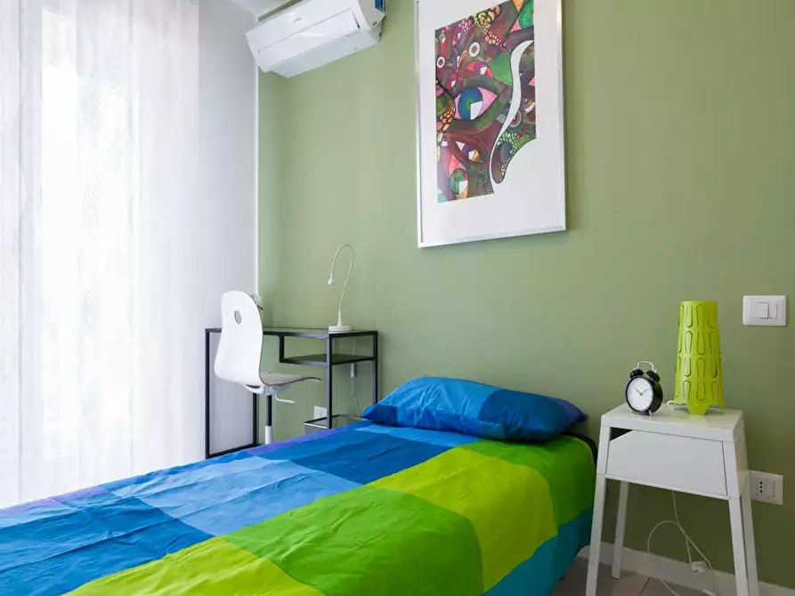 Immagine 6 di Camera in affitto  in Largo Cavalieri di Malta a Milano