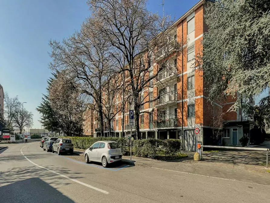 Immagine 10 di Camera in affitto  in Via Zante a Milano