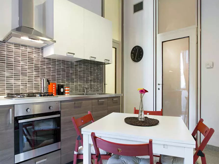 Immagine 10 di Camera in affitto  in Via Crocefisso a Milano