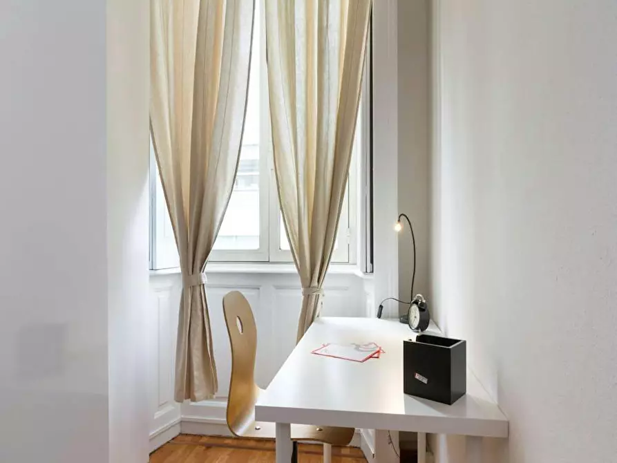 Immagine 5 di Camera in affitto  in Via Carlo Farini a Milano