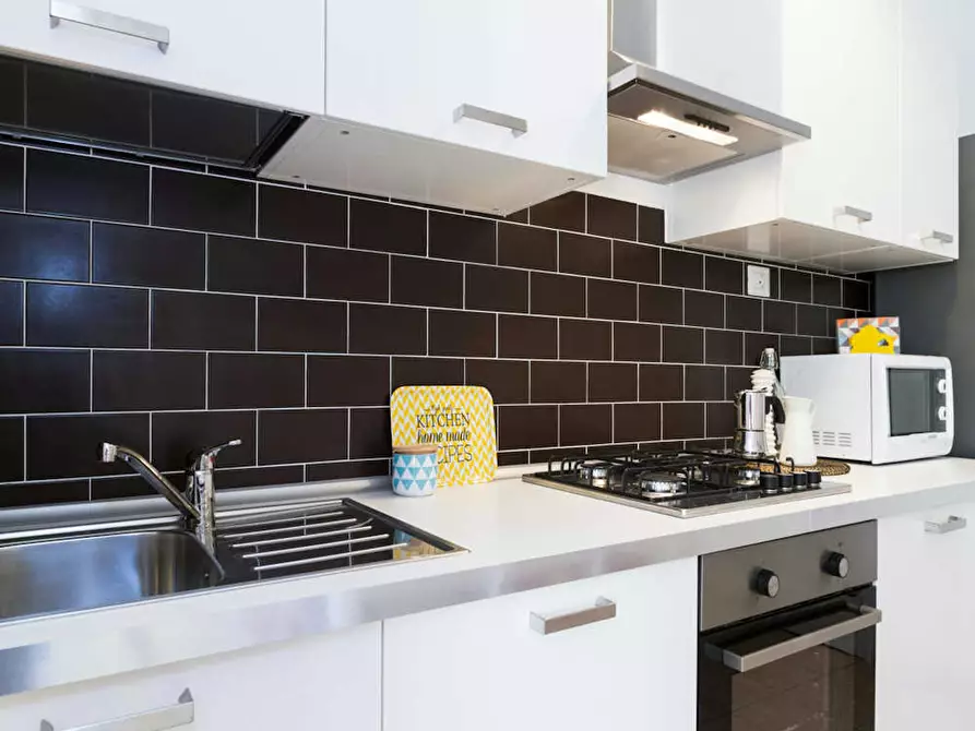 Immagine 8 di Camera in affitto  in Via Carlo Farini a Milano