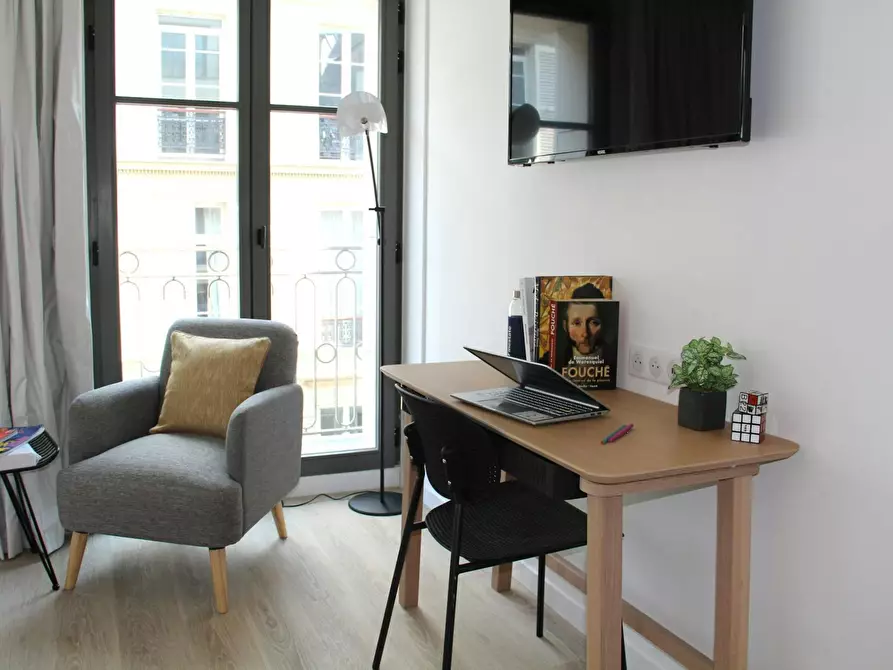 Immagine 3 di Appartamento in affitto  in Rue Washington a Paris 08