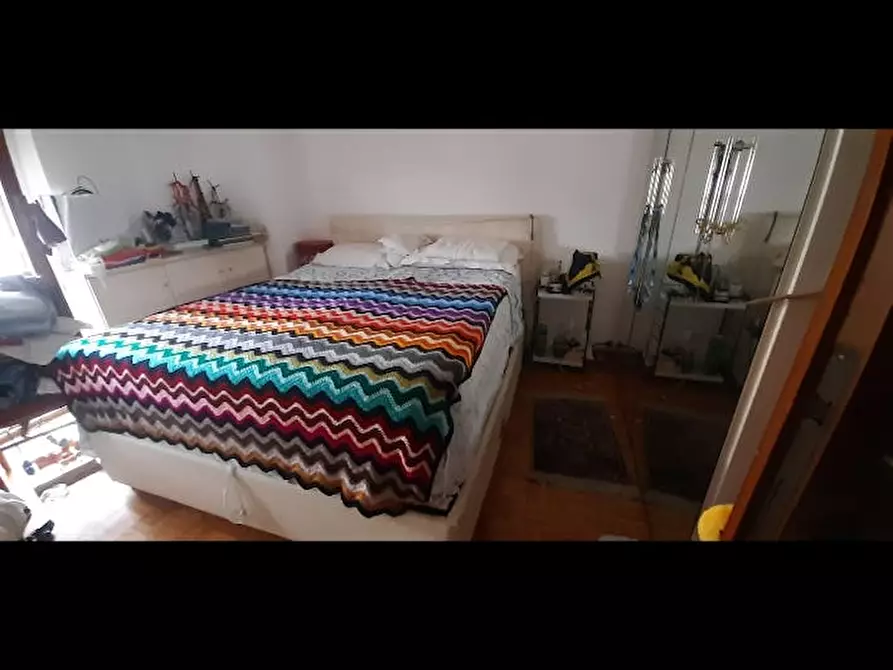 Immagine 6 di Camera in affitto  in Via di Casal Bruciato a Roma