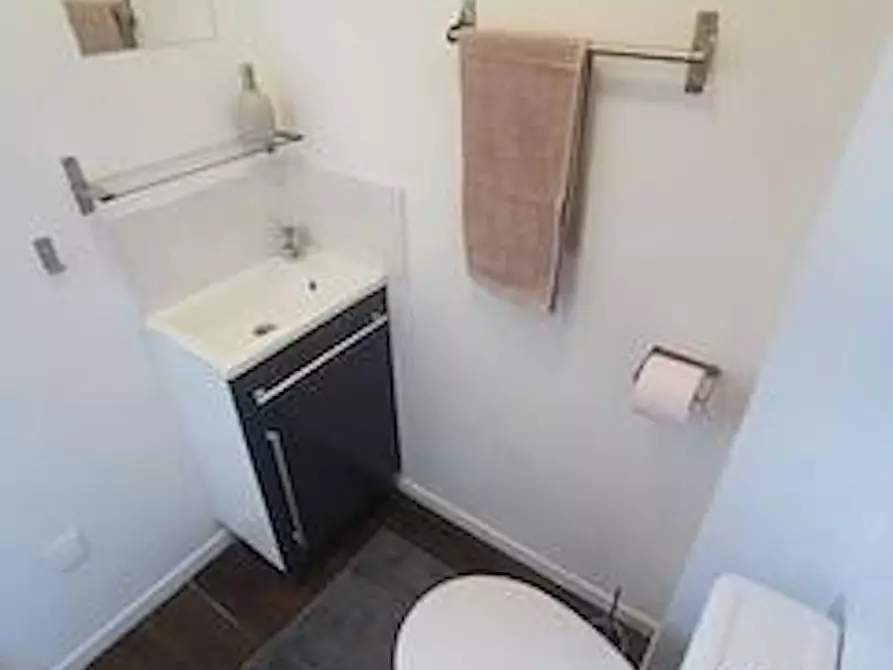 Immagine 3 di Camera in affitto  in Rue de l'Industrie a Roubaix