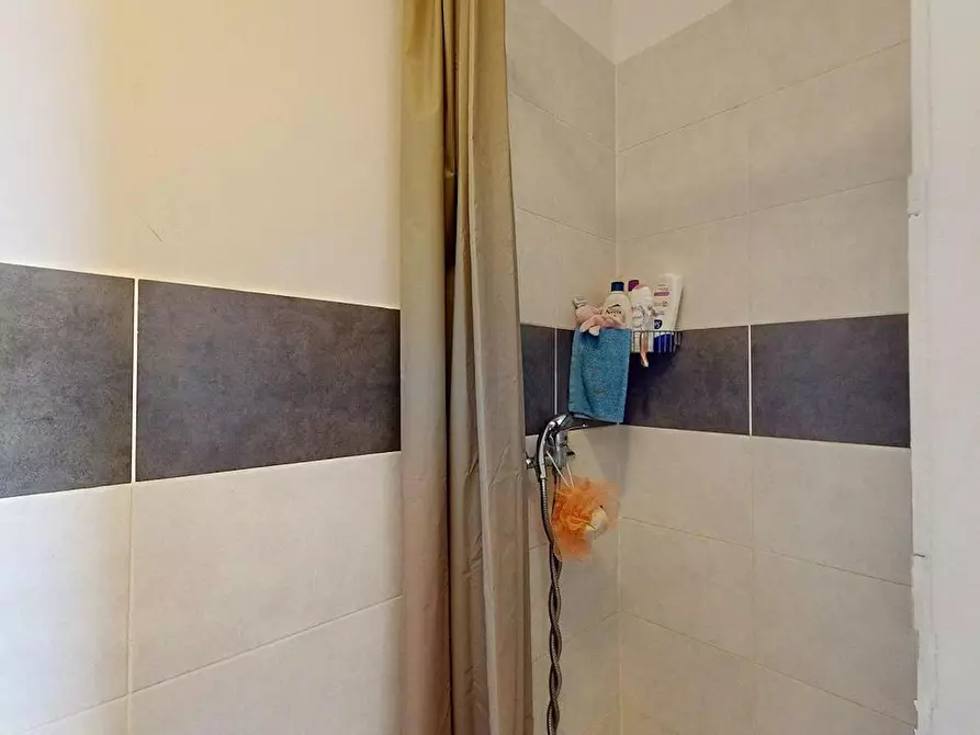 Immagine 4 di Camera in affitto  in Rue de l'Industrie a Roubaix