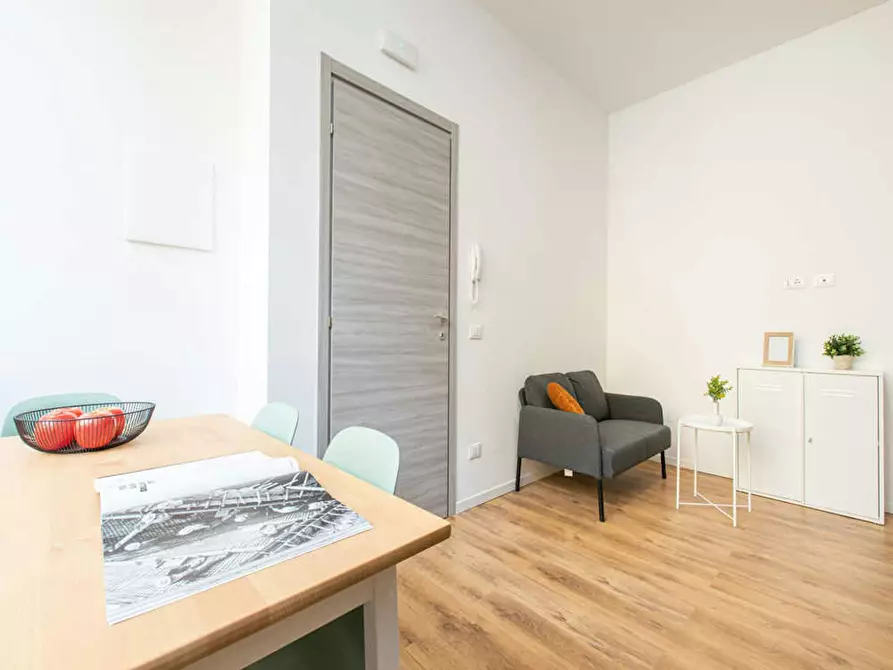 Immagine 10 di Camera in affitto  in Via Tolmezzo a Milano