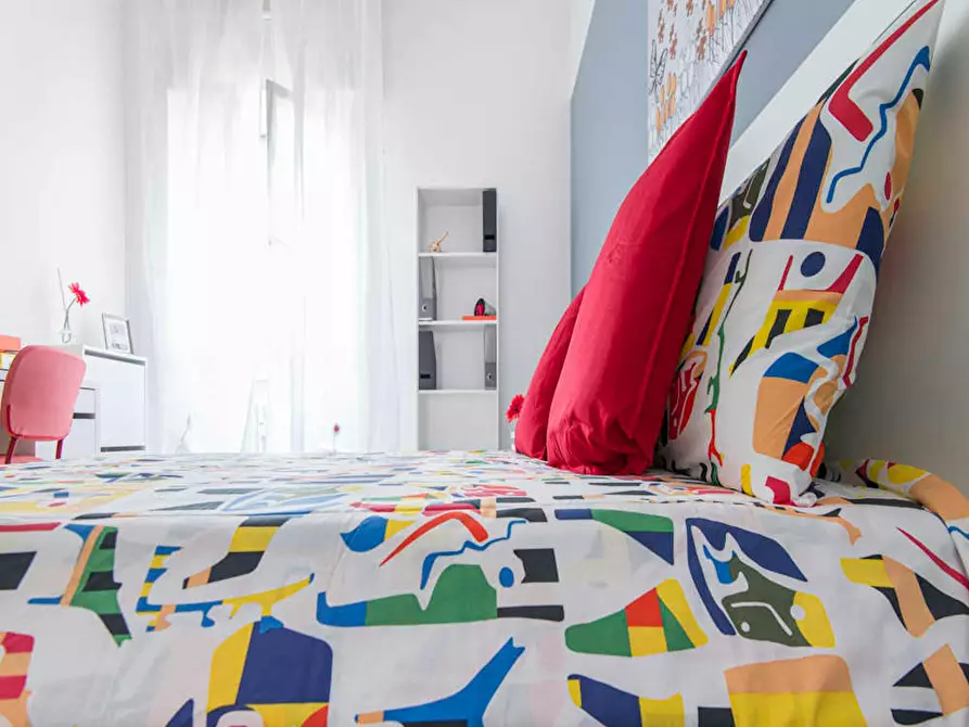 Immagine 6 di Camera in affitto  in Via Damiano Chiesa a Sesto San Giovanni