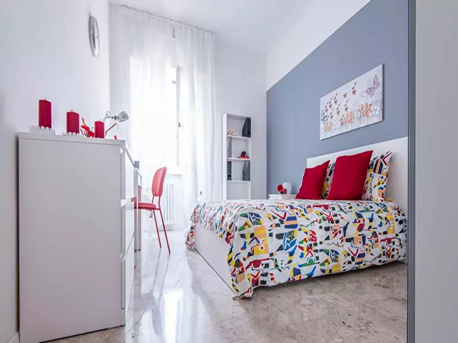 Immagine 6 di Camera in affitto  in Via Damiano Chiesa a Sesto San Giovanni