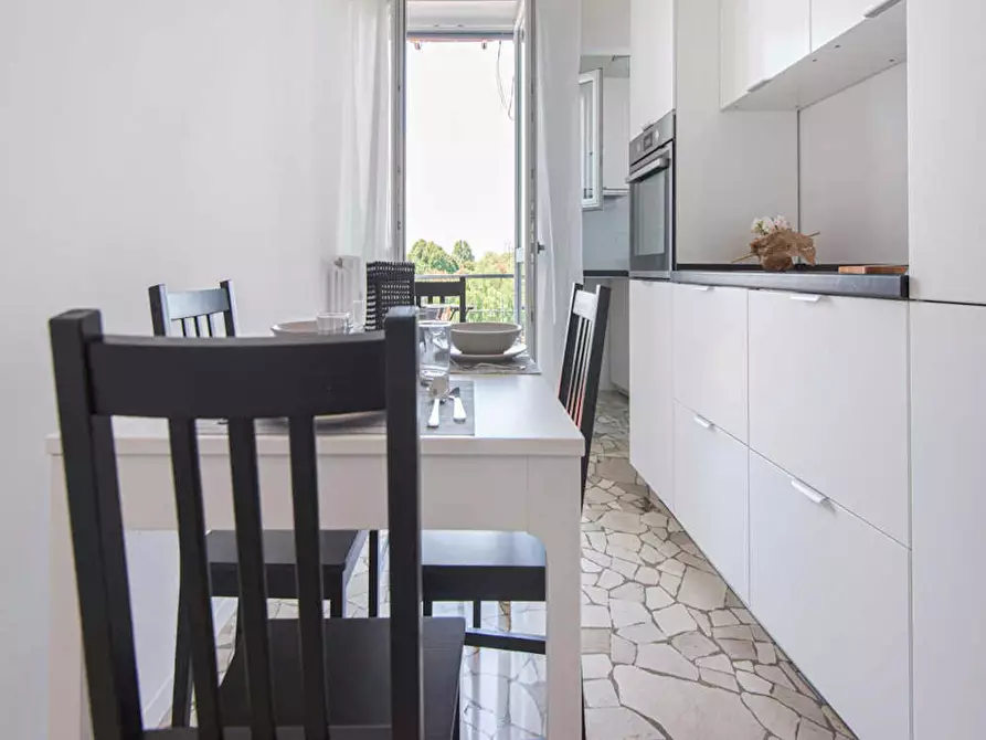 Immagine 10 di Camera in affitto  in Via Damiano Chiesa a Sesto San Giovanni