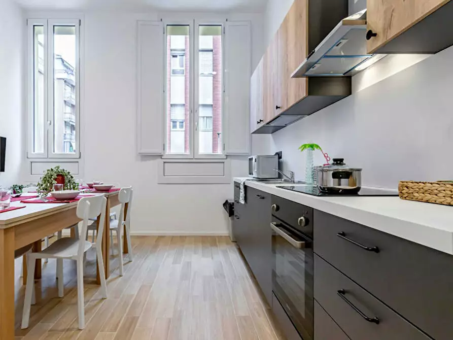 Immagine 10 di Camera in affitto  in Via Carlo Pedrotti a Torino