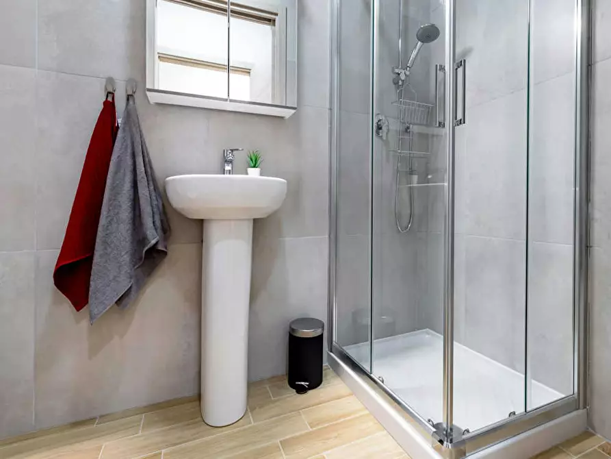 Immagine 9 di Camera in affitto  in Via Carlo Pedrotti a Torino