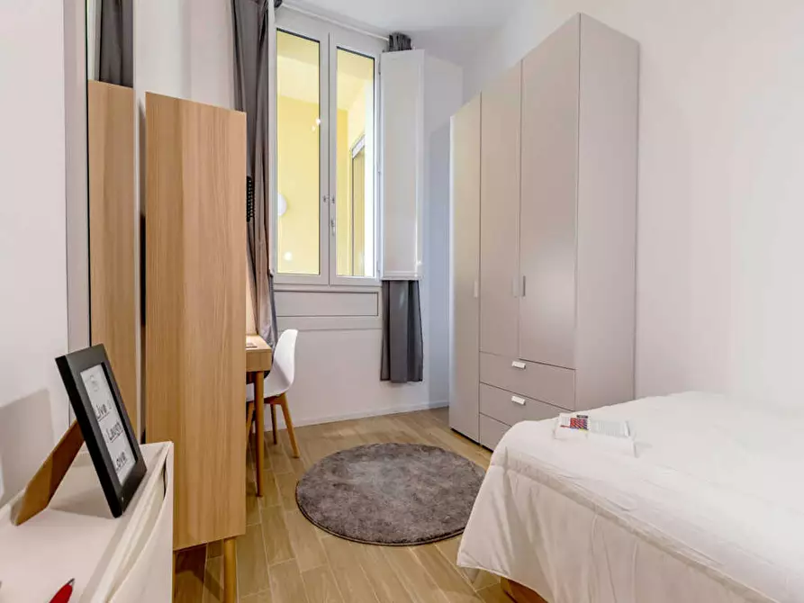 Immagine 3 di Camera in affitto  in Via Carlo Pedrotti a Torino