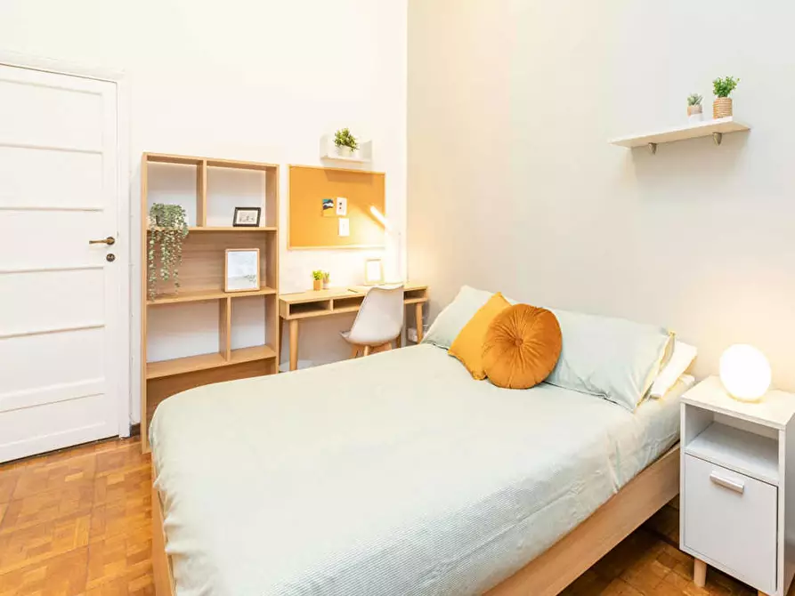 Immagine 1 di Camera in affitto  in Viale Andrea Doria a Milano