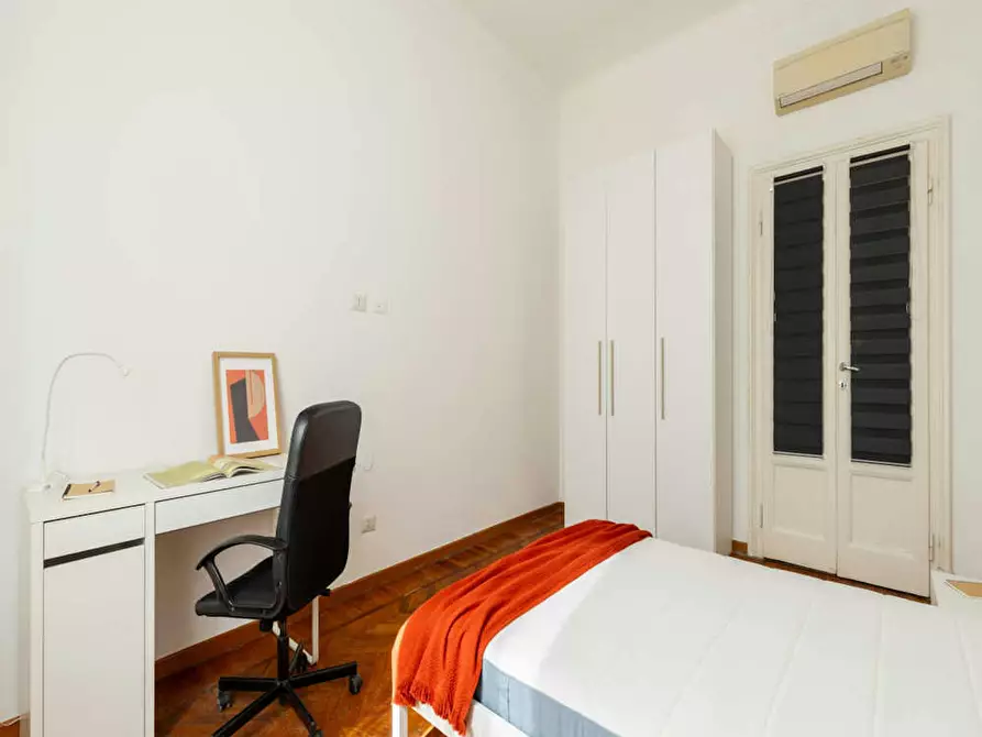 Immagine 6 di Camera in affitto  in Piazzale Susa a Milano