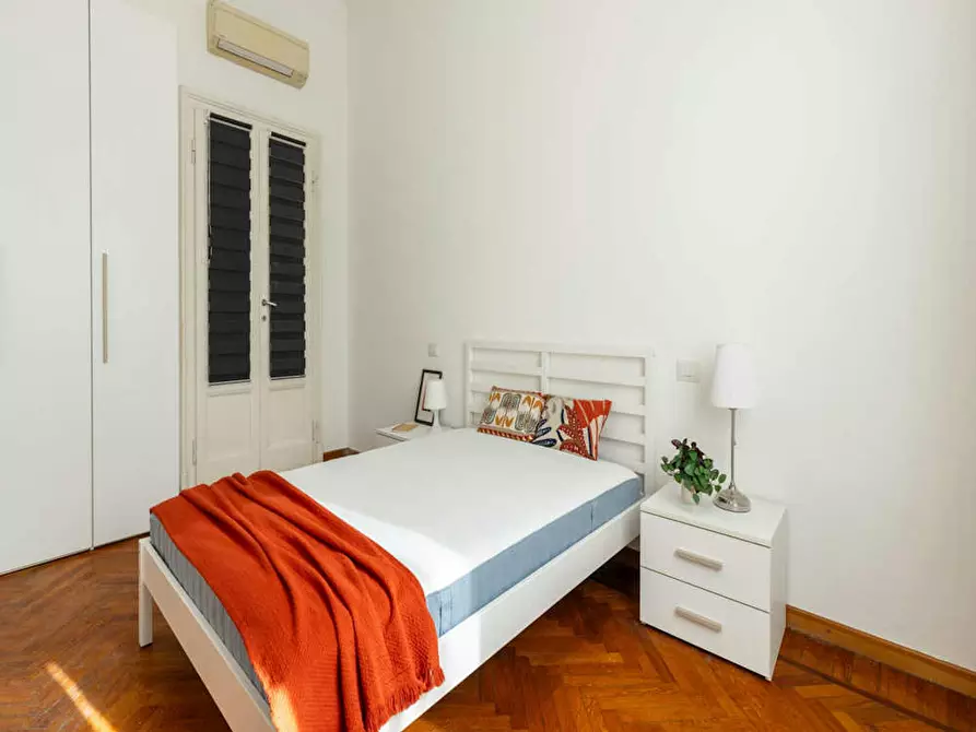 Immagine 1 di Camera in affitto  in Piazzale Susa a Milano