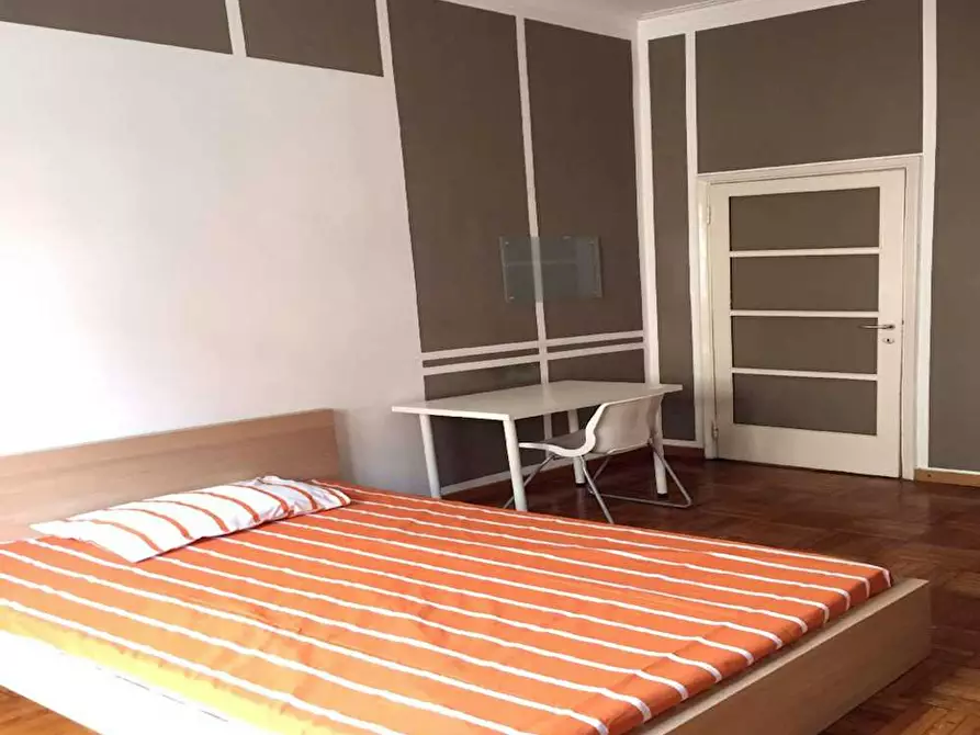 Immagine 2 di Camera in affitto  in Via Giulio e Corrado Venini a Milano