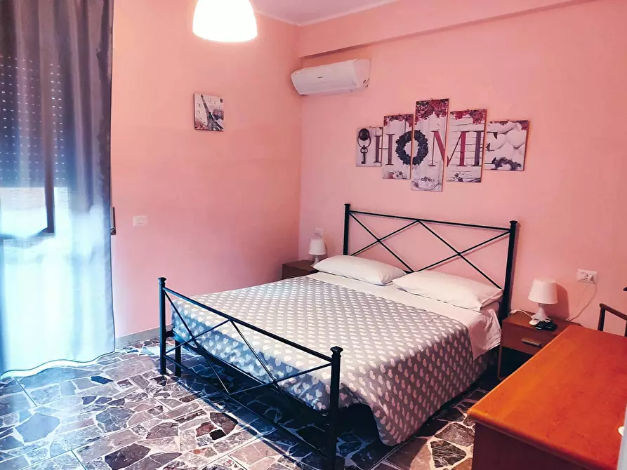 Immagine 8 di Camera in affitto  in Via degli Storni a Roma