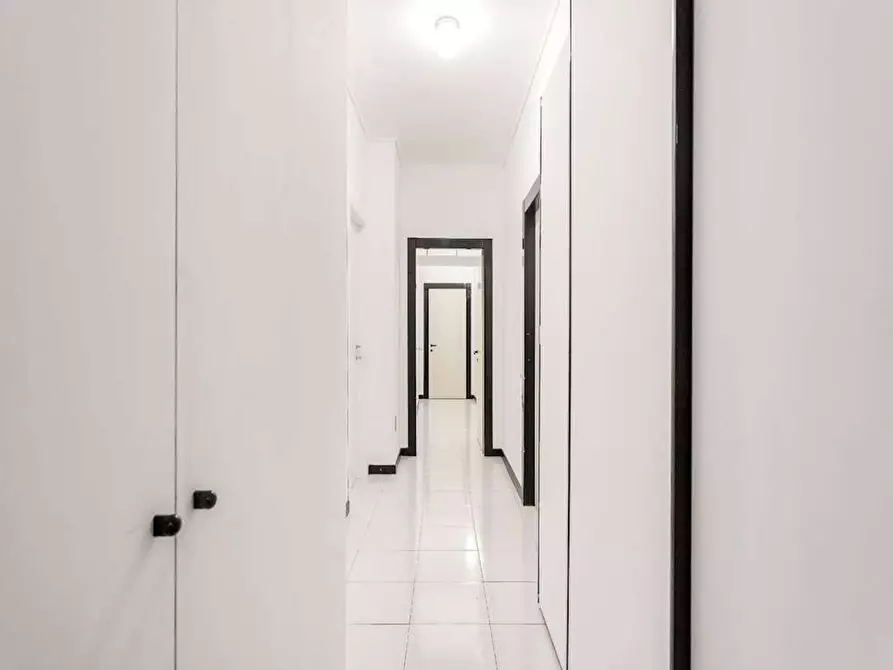 Immagine 10 di Camera in affitto  in Via Felice Bellotti a Milano