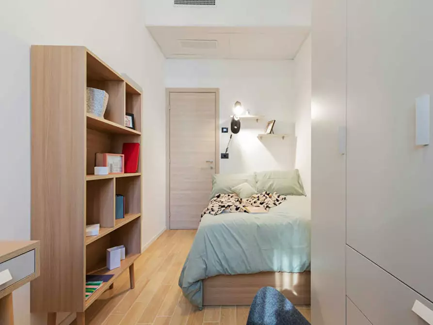 Immagine 2 di Camera in affitto  in Via Padova a Torino