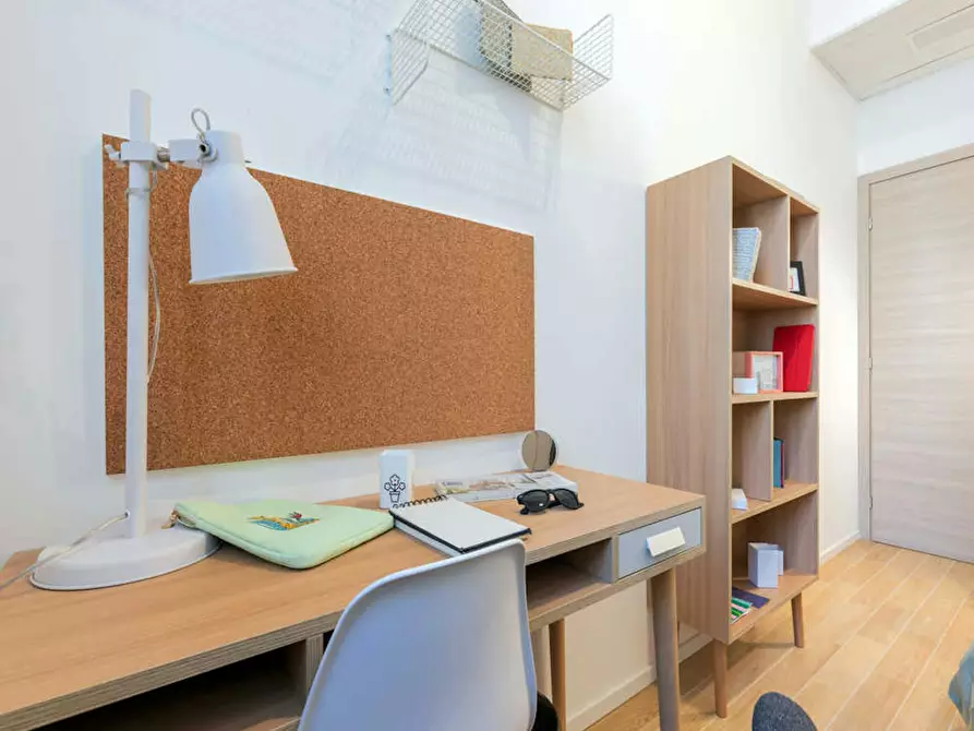 Immagine 1 di Camera in affitto  in Via Padova a Torino