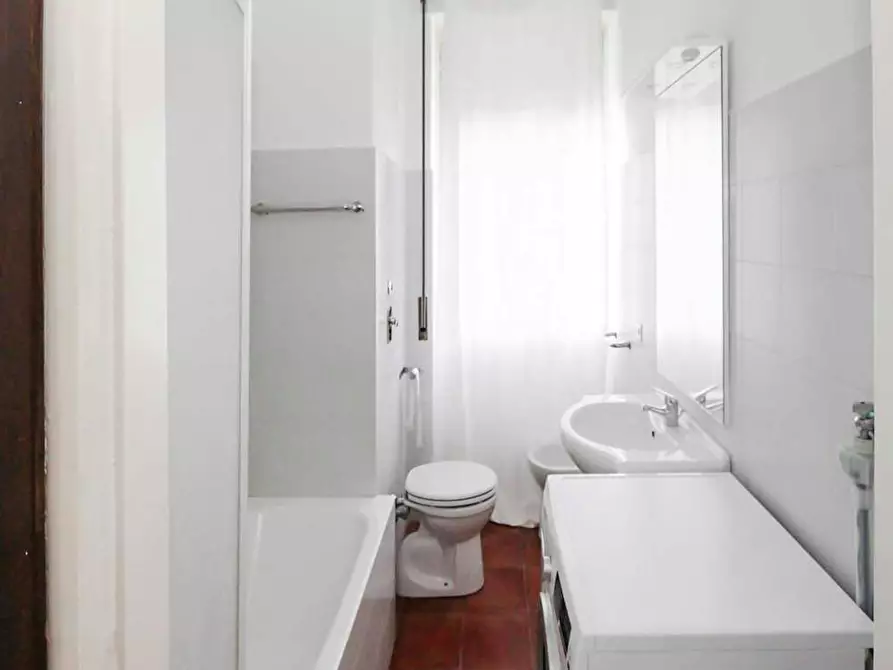 Immagine 7 di Camera in affitto  in Via Raffaello Bertieri a Milano