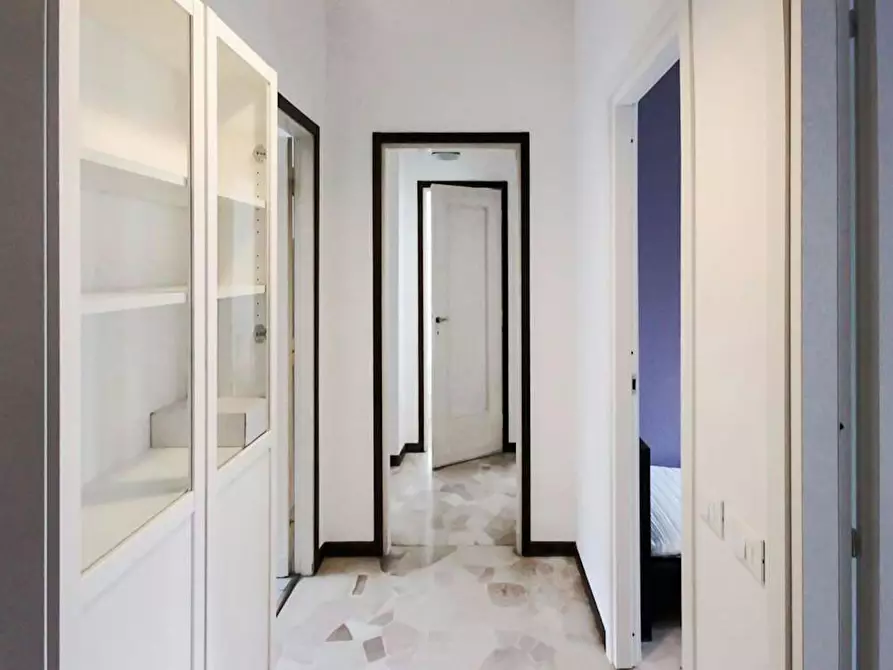 Immagine 6 di Camera in affitto  in Via Raffaello Bertieri a Milano