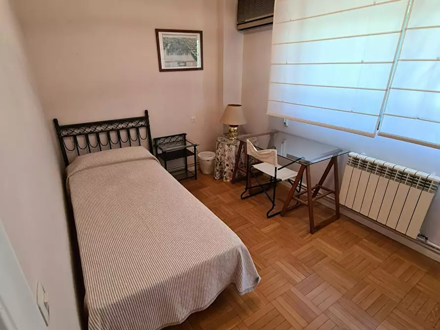 Immagine 2 di Camera in affitto  in Calle de Arabell a Madrid