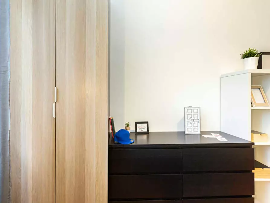 Immagine 7 di Camera in affitto  in Via Sulmona a Milano