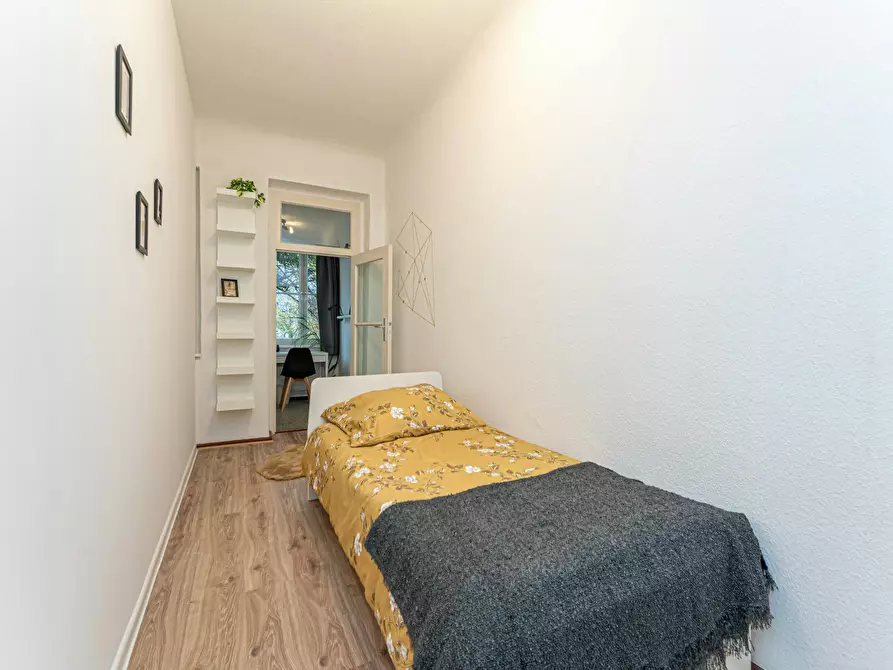 Immagine 3 di Camera in affitto  in Hainstraße a Berlin