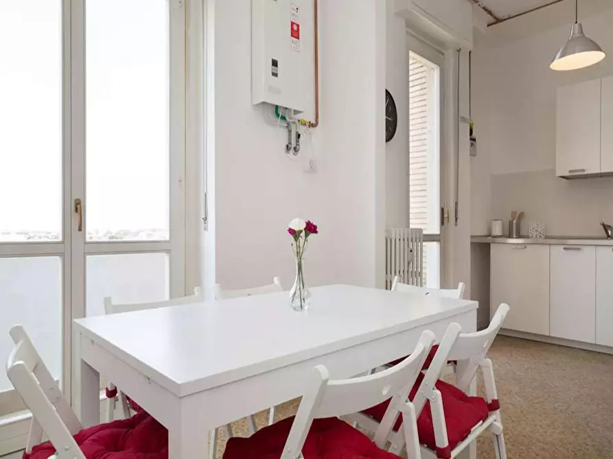 Immagine 7 di Camera in affitto  in Via dei Salici a Buccinasco