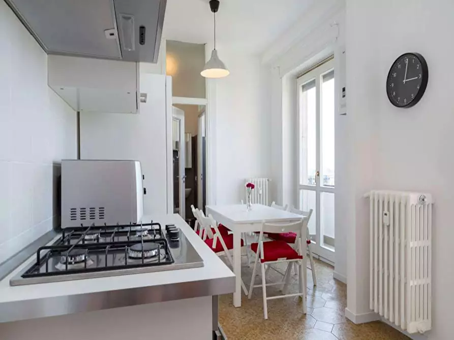 Immagine 5 di Camera in affitto  in Via dei Salici a Buccinasco