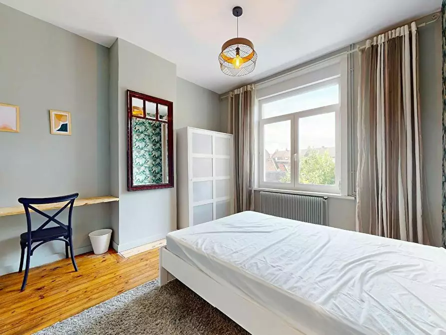 Immagine 1 di Camera in affitto  in Place du Travail a Roubaix