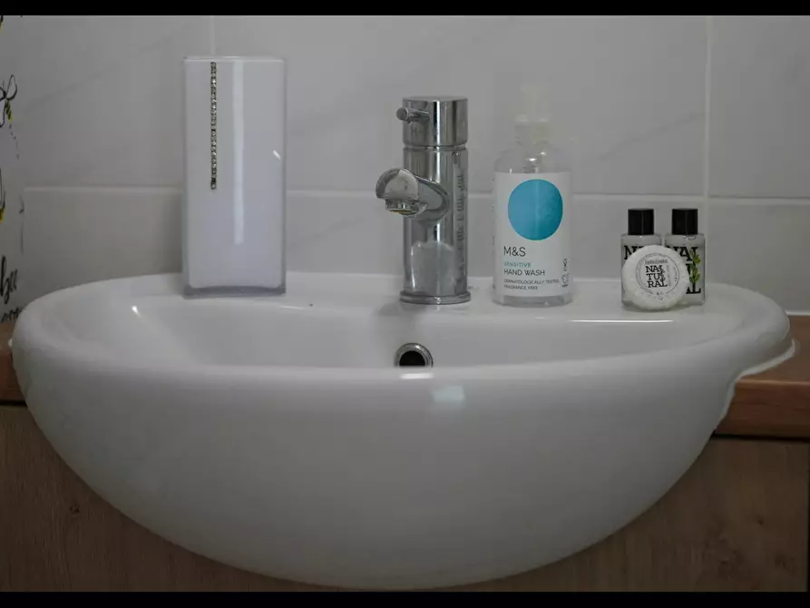 Immagine 9 di Casa indipendente in affitto  in Callander Road a Lewisham