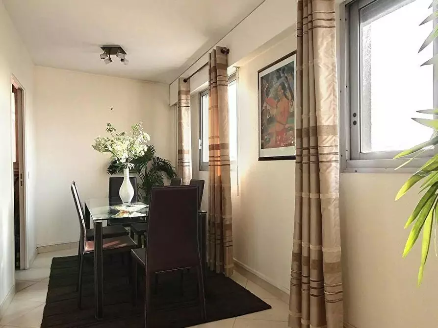 Immagine 10 di Appartamento in affitto  in Avenue d'Italie a Paris 13