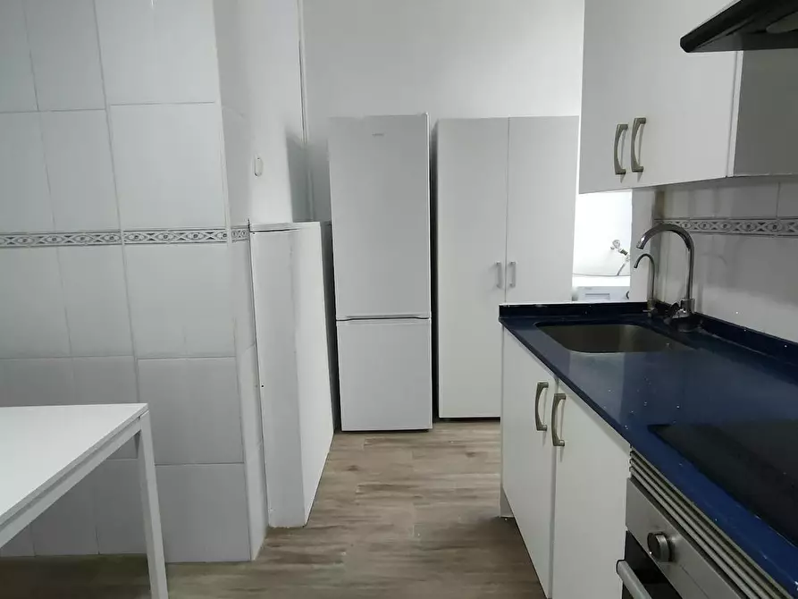 Immagine 8 di Camera in affitto  in Calle Agrimensores a Murcia