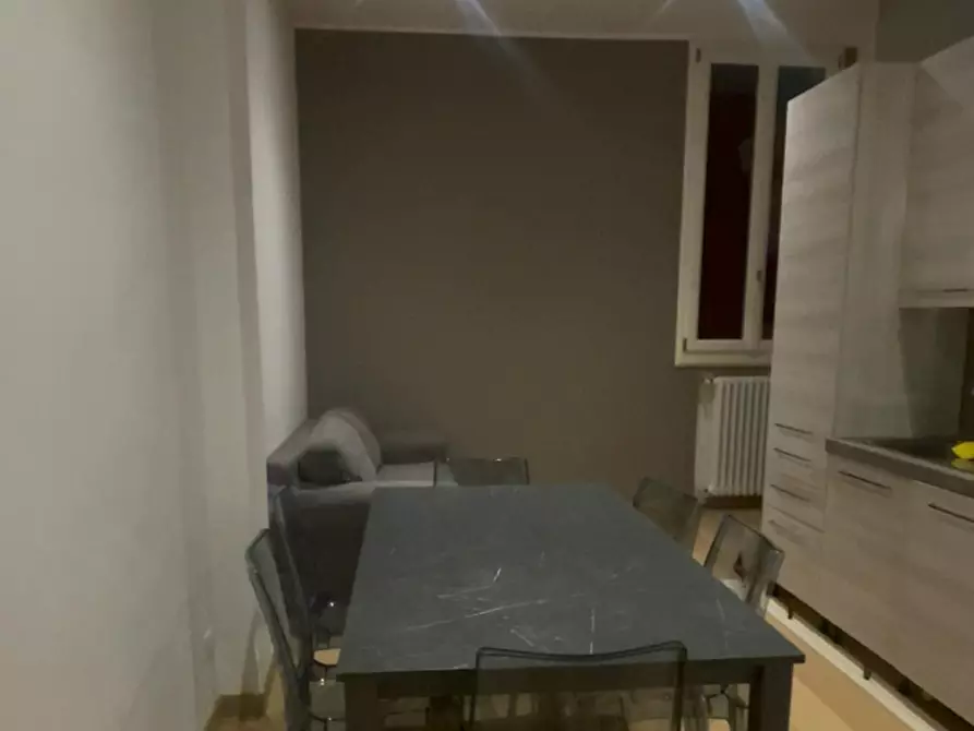 Immagine 4 di Appartamento in affitto  in Piazza di Porta Ravegnana a Bologna