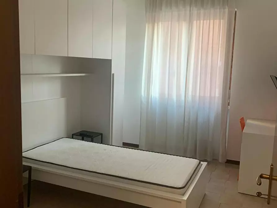 Immagine 2 di Camera in affitto  in Via Goffredo Mameli a Verona