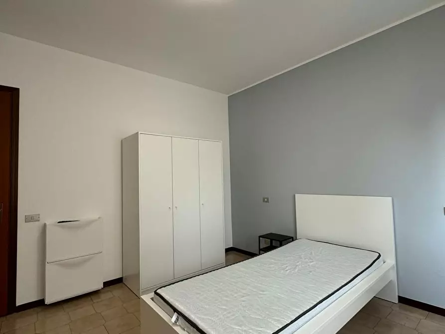 Immagine 3 di Camera in affitto  in Via Goffredo Mameli a Verona