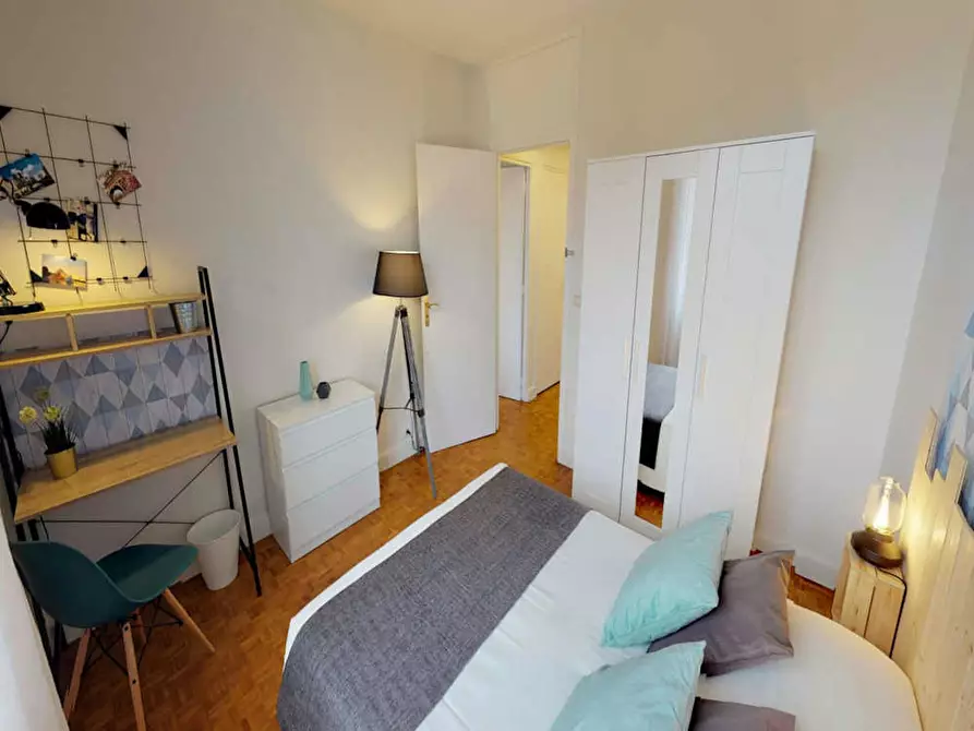 Immagine 4 di Camera in affitto  in Rue Claude Lorrain a Paris 16