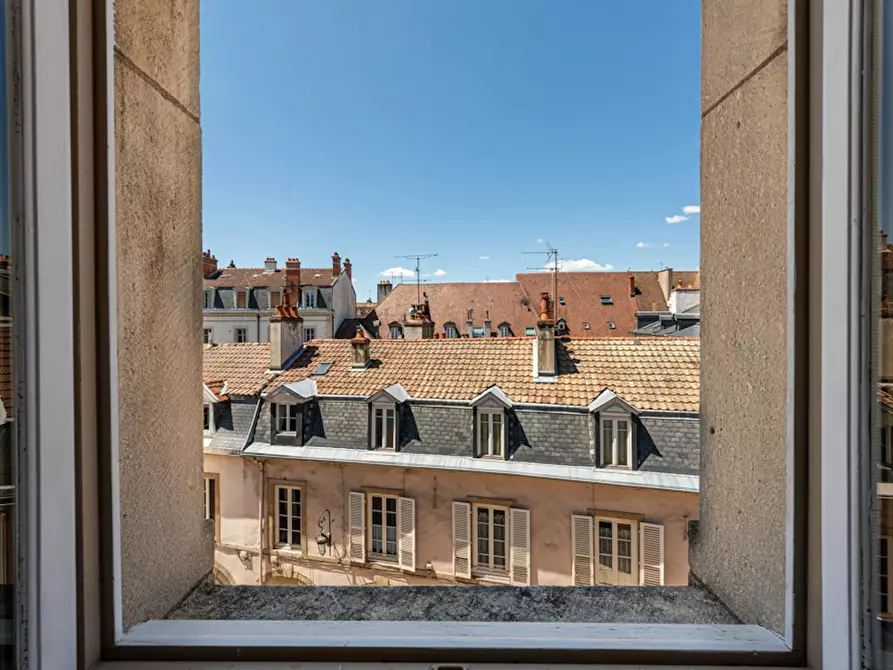 Immagine 10 di Appartamento in affitto  in Rue du Palais a Dijon