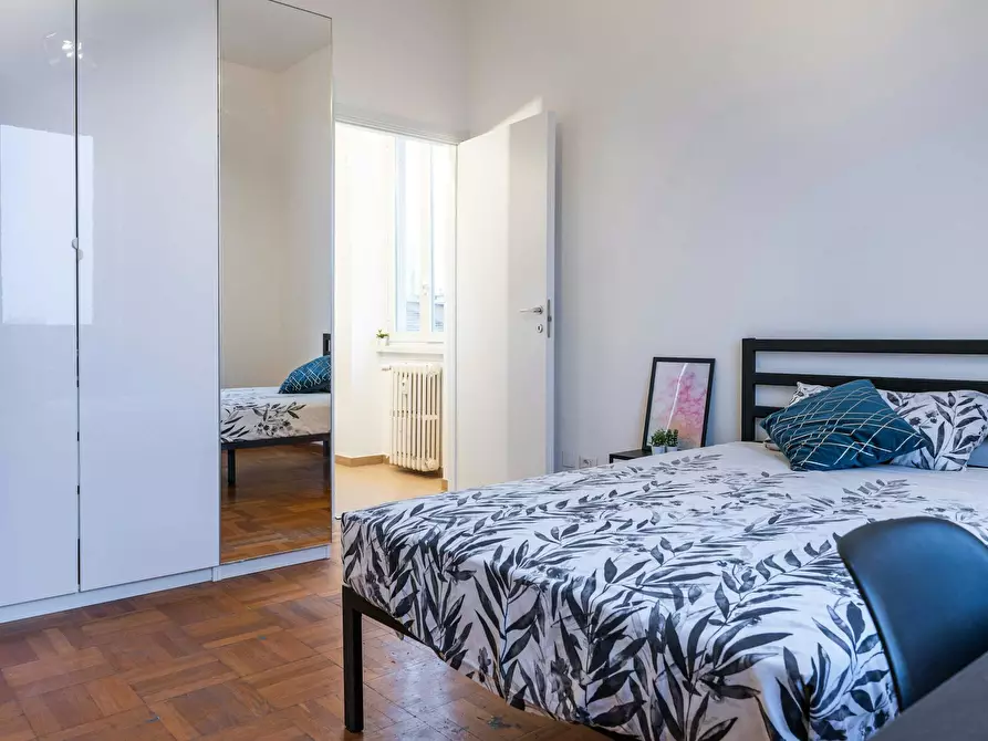 Immagine 2 di Camera in affitto  in Via Calatafimi a Milano