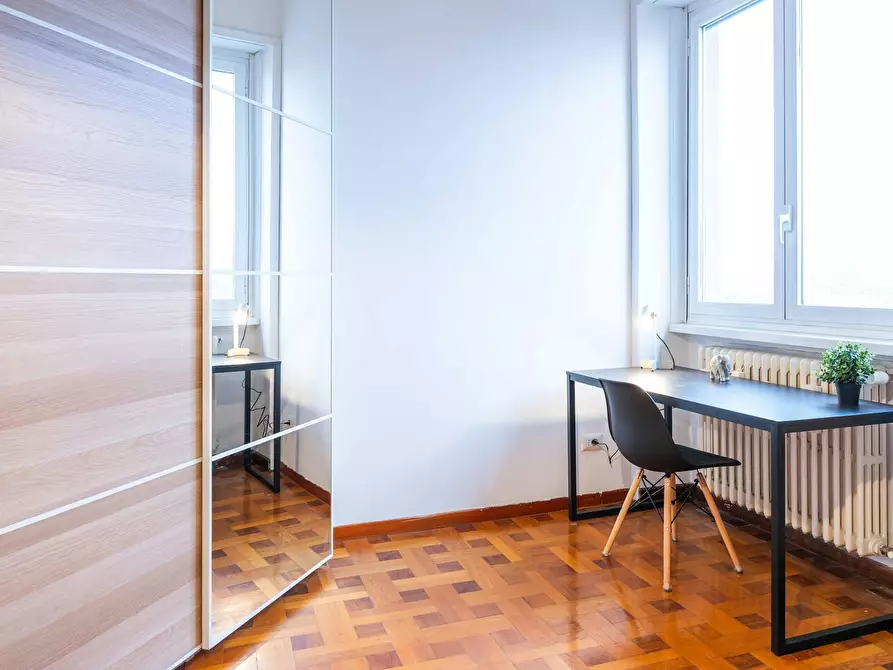 Immagine 3 di Camera in affitto  in Via Calatafimi a Milano