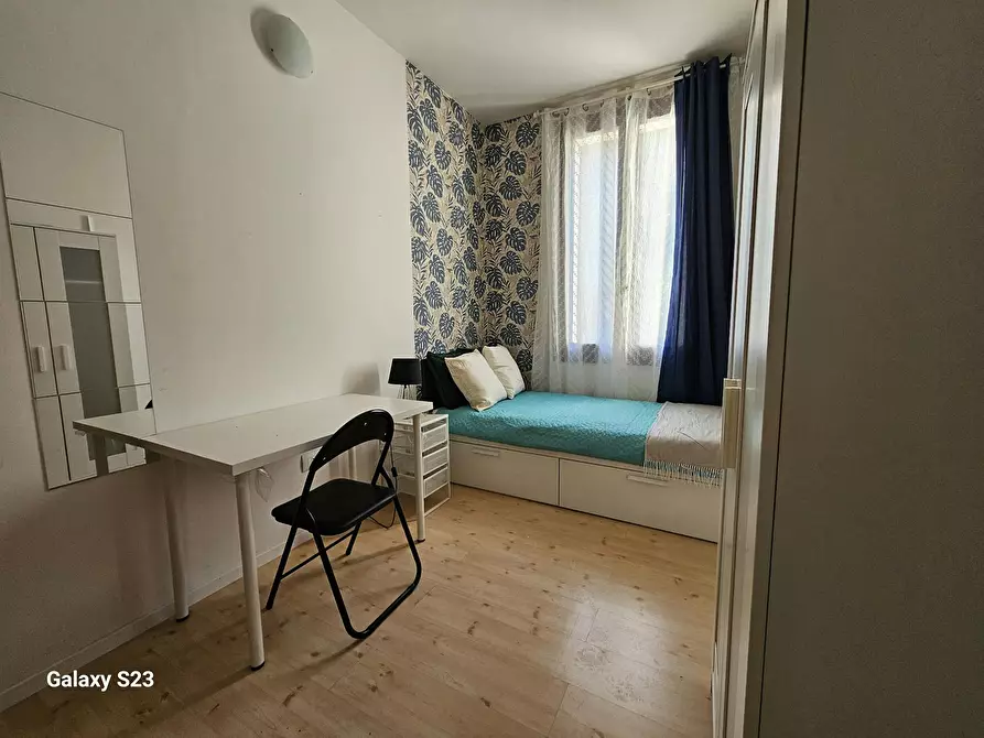 Immagine 2 di Camera in affitto  in Via Francesco Baracca a Vicenza