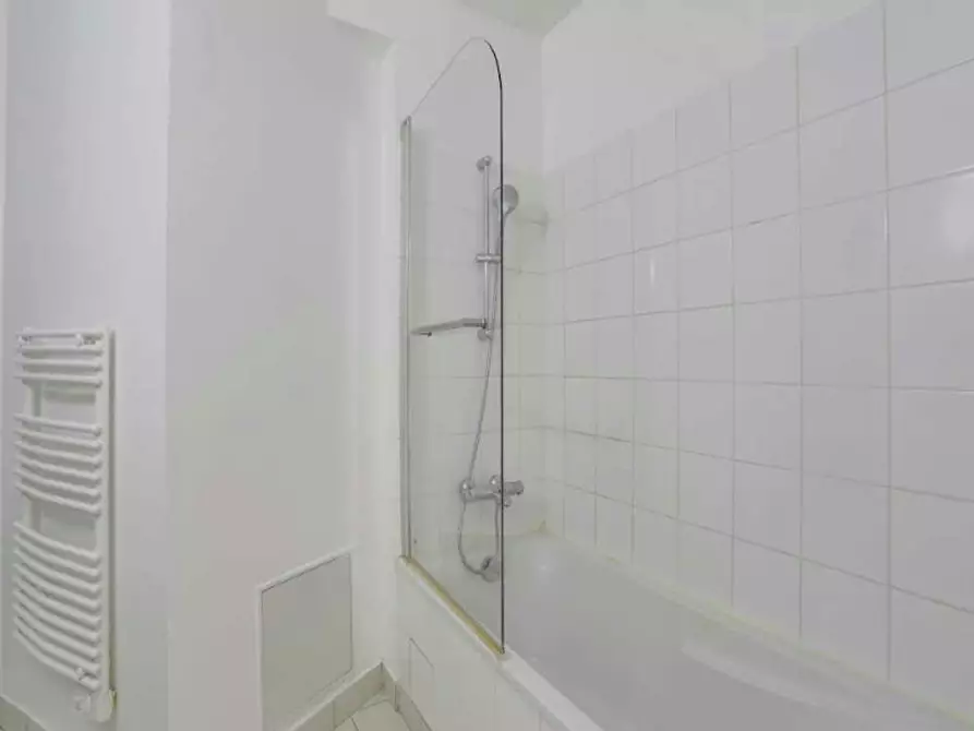 Immagine 7 di Camera in affitto  in Rue de Belleville a Paris